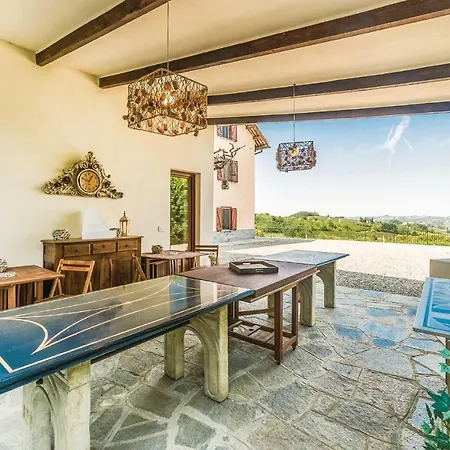 Casa Il Giardino Ницца-Монферрато